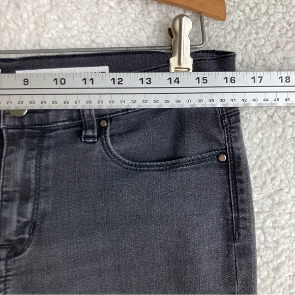 DKNY Women's Ave B Ultra Skinny charcoal gray black jeans, Sz 6 - Picture 7 of 16